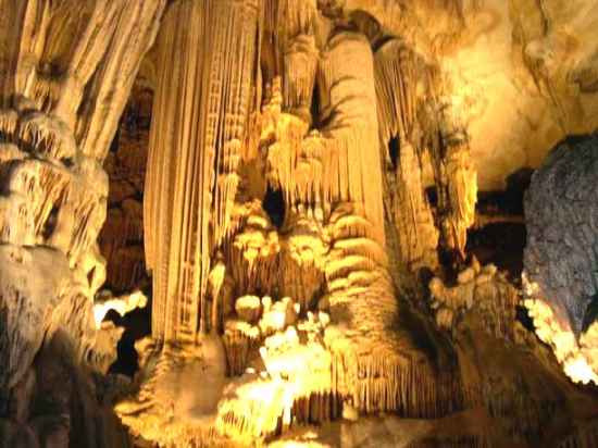 Languedoc photo - Grotte de Demoiselles