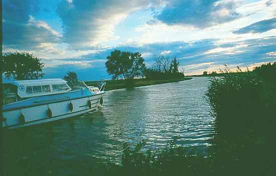 Languedoc photo - Aigues Mortes